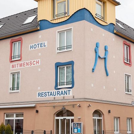 Hotel Mit-Mensch Berlim Exterior foto